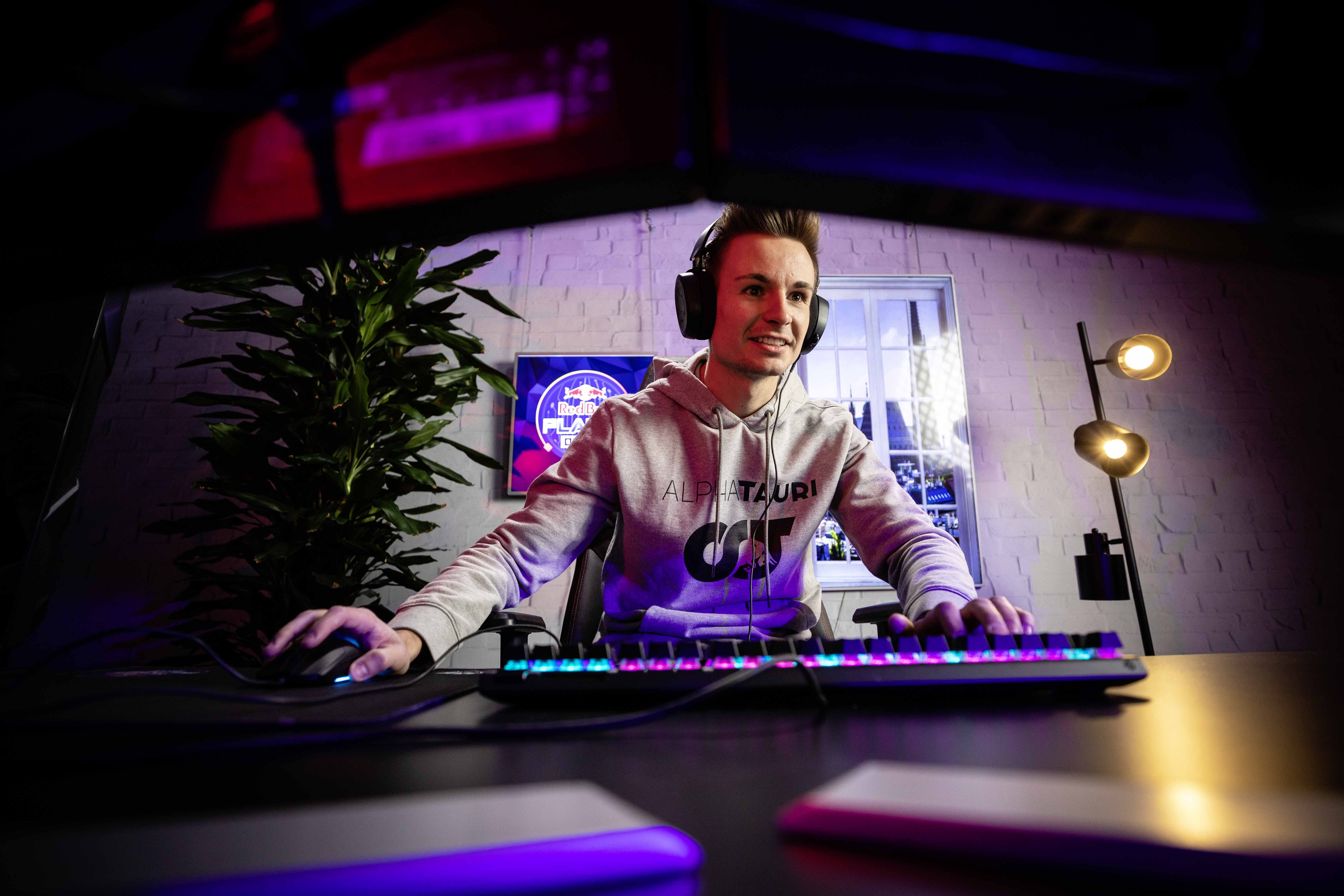 Aus Red Bull pLANet one wird Red Bull pLANet Oneline