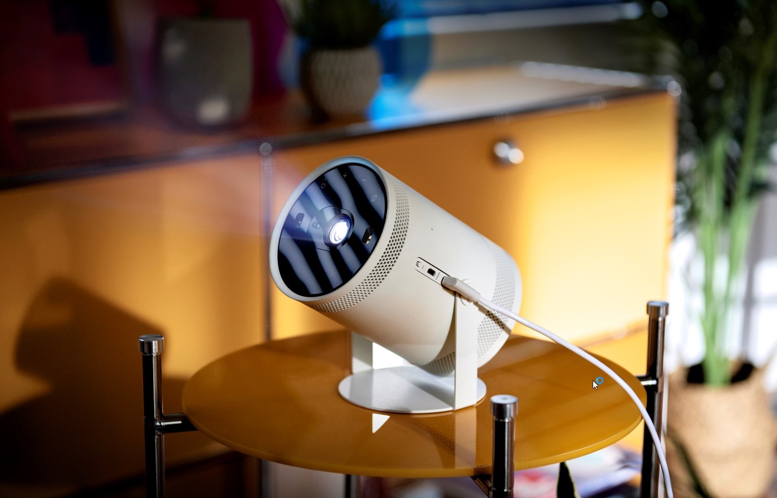 Samsung stellt smarten Projektor The Freestyle auf der CES 22 vor